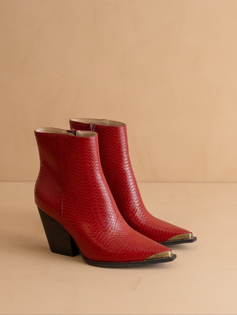 ❤️ Oasis Society Red Snakeskin Western Ankle Boots – Women's Size 10
